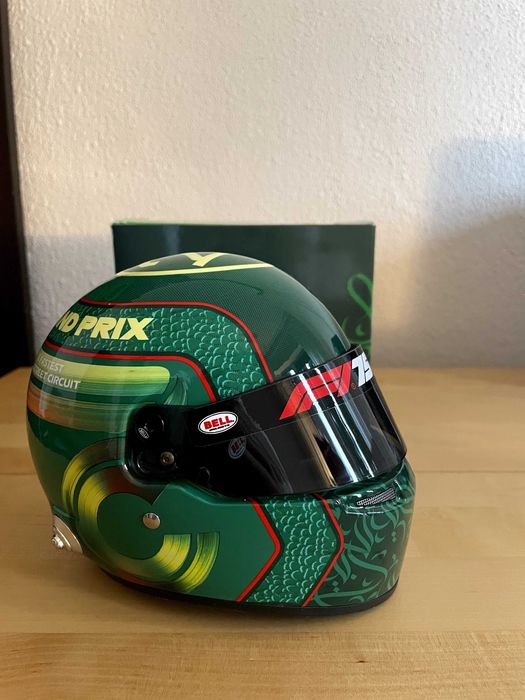 Bell Mini Helmet 1:2 – Formula 1 Saudi Arabian GP 2025 Limited Edition