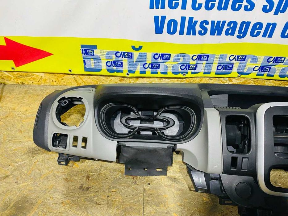 Торпедо  RENAULT TRAFIC 3 14- РЕНО ТРАФІК Opel Vivaro Nissan NV300