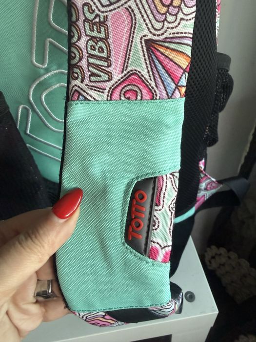 Mochila Totto  CRIANÇA como Nova