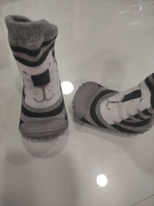 Meia / sapatilhas para crianças