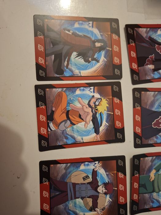 Cartas pokemon e naruto