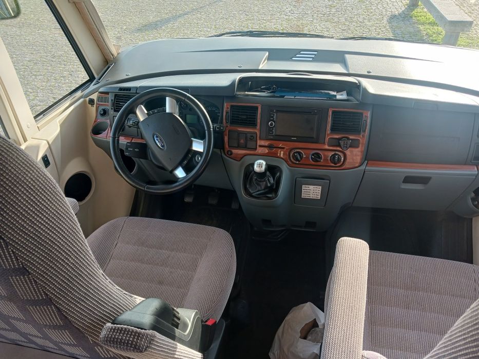Autocaravana integral ford
