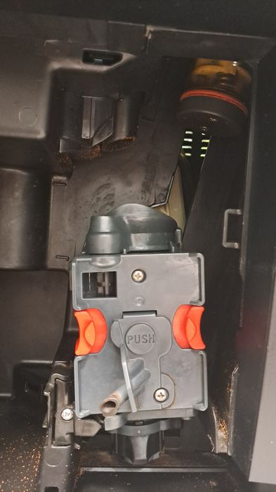 Кавомашина(кавоварка)Delonghi Magnifica