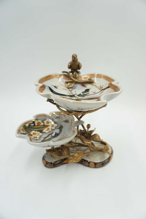 PIĘTROWA paterka porcelana z brązem-ptaszek