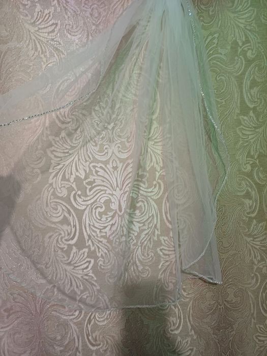 Фата на весілля,девишник