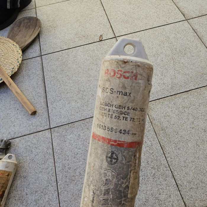 2 Brocas bosh sds max