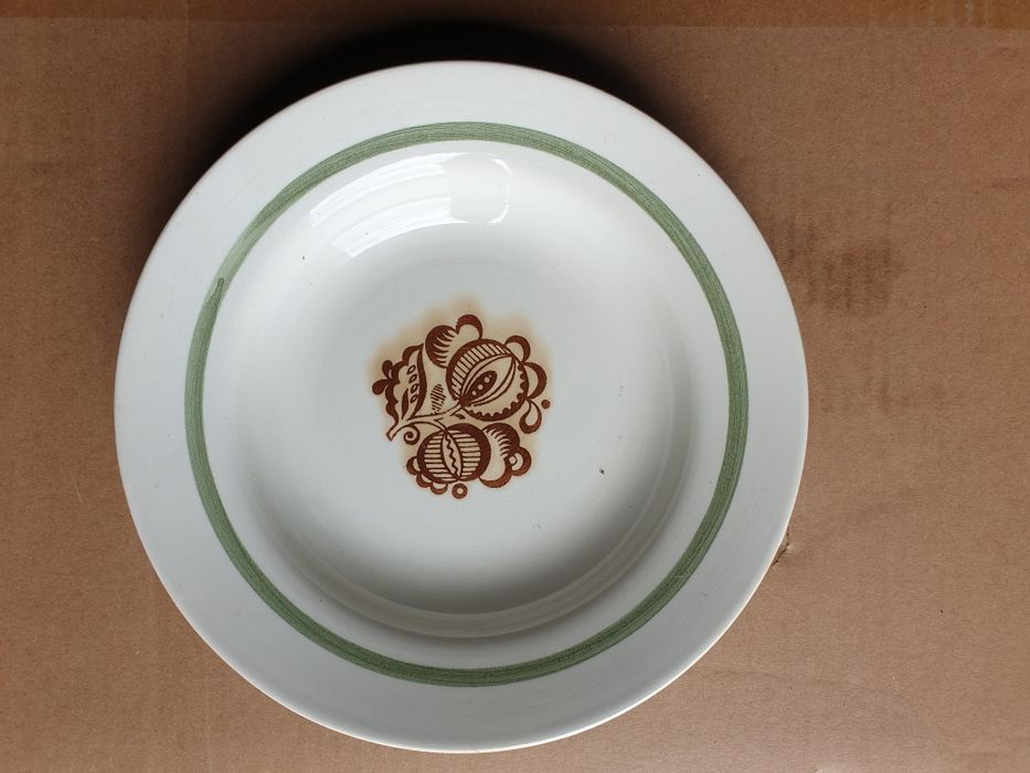 Тарілки часів СРСР.