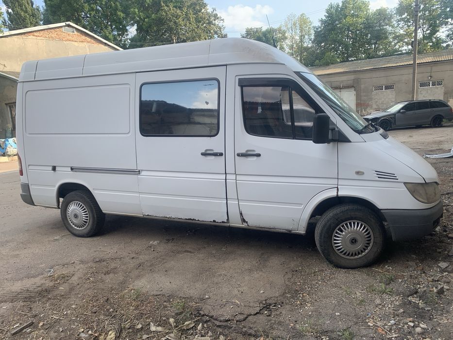 Mercedes Benz Sprinter