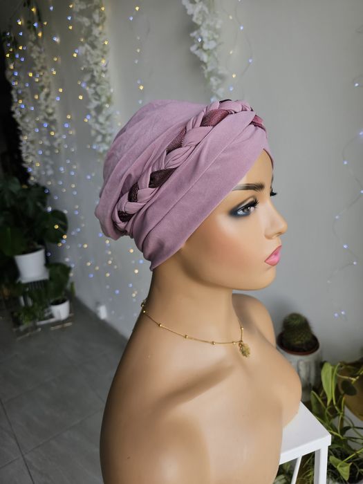 Ozdobny turban na głowę czapka chustka w trakcie leczenia Gabi róż