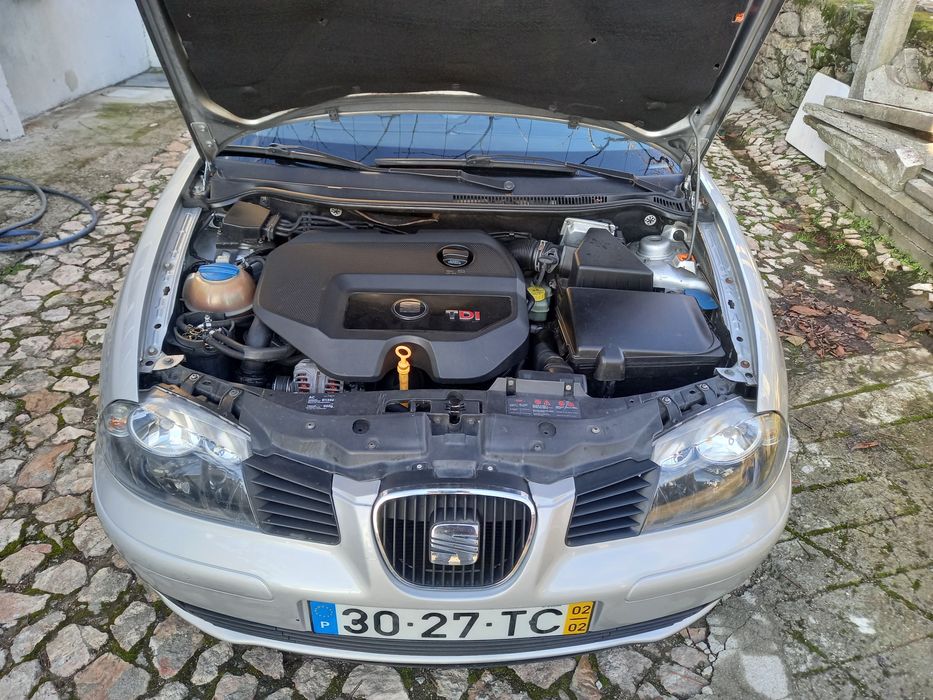 Seat ibiza 6L 1.9 tdi 5 Lugares