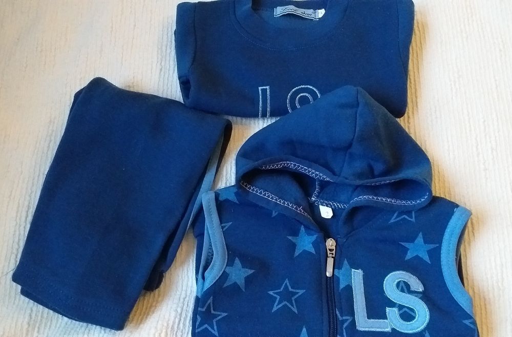 Dres, komplet 3 części r. 98 jak nowy