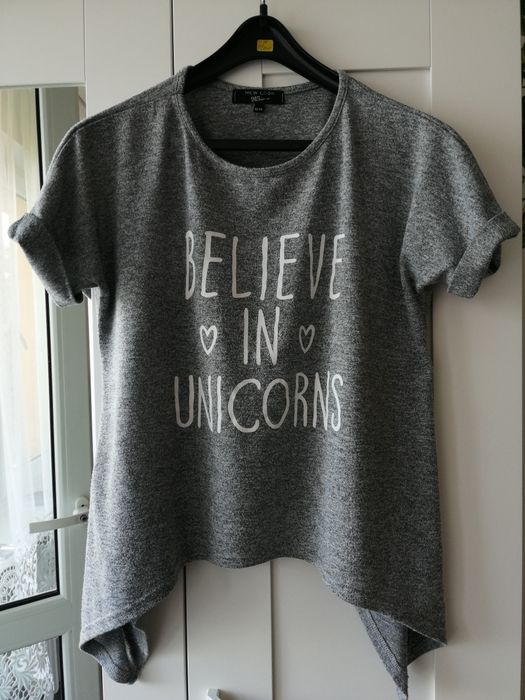 Bluzeczka z przedłużanymi bokami