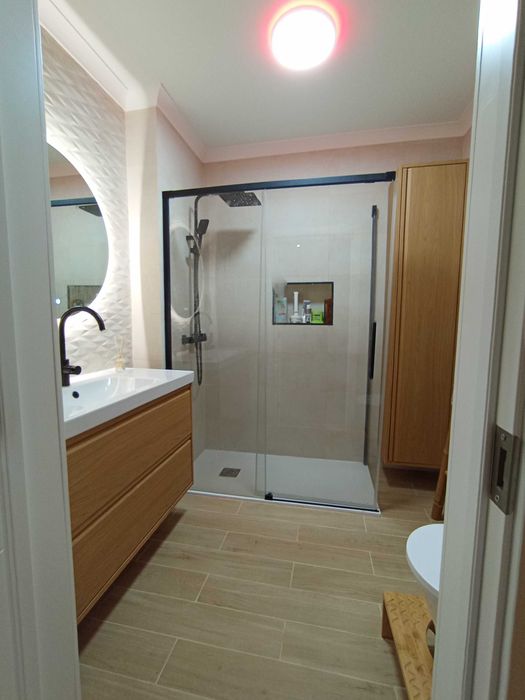 Remodelações, reparações, instalações e outros