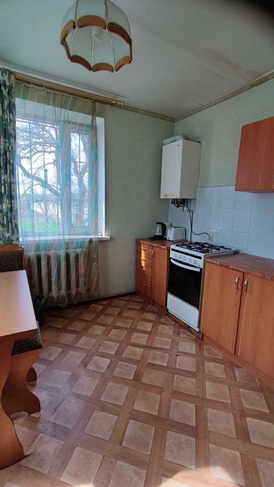 Продам 2-поверховий будинок с.Новоолександрівка Садова
