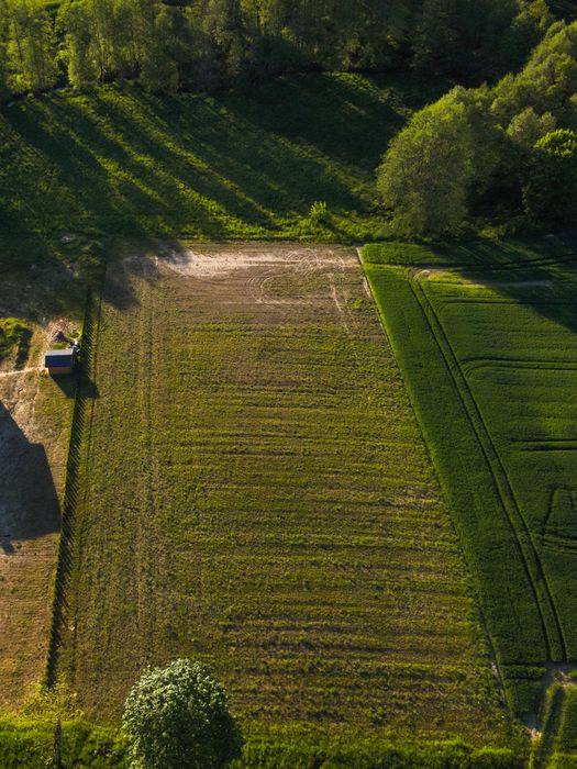 działkę rolno-budowlaną