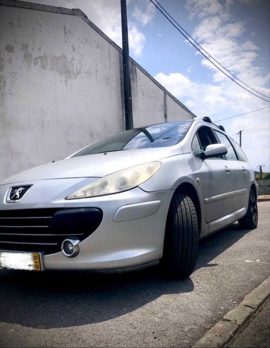 Peugeot 307 SW - 7 Lugares (2700€ ate final de agosto)