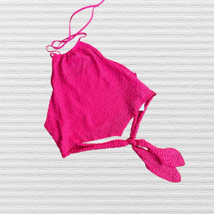 Жіночий топ різних фасонів