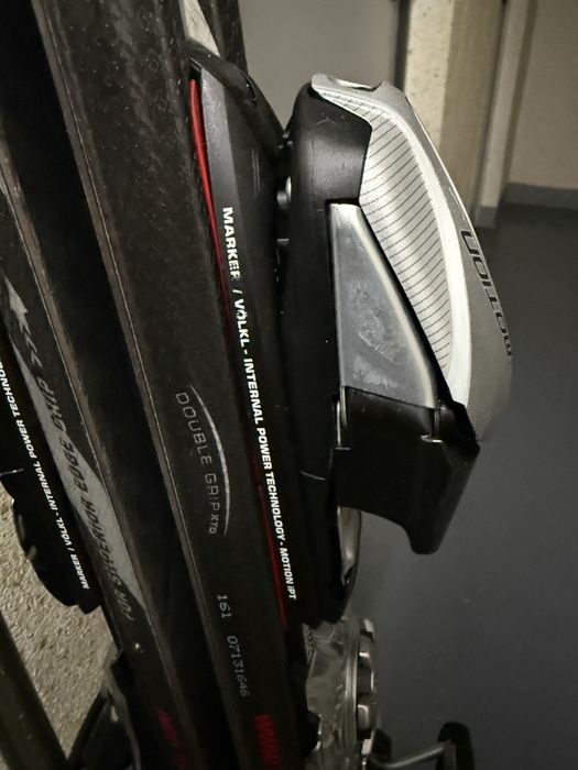 Esquis Völkl Cross Tiger G2 Titanium – 1,60m – Pouco Uso
