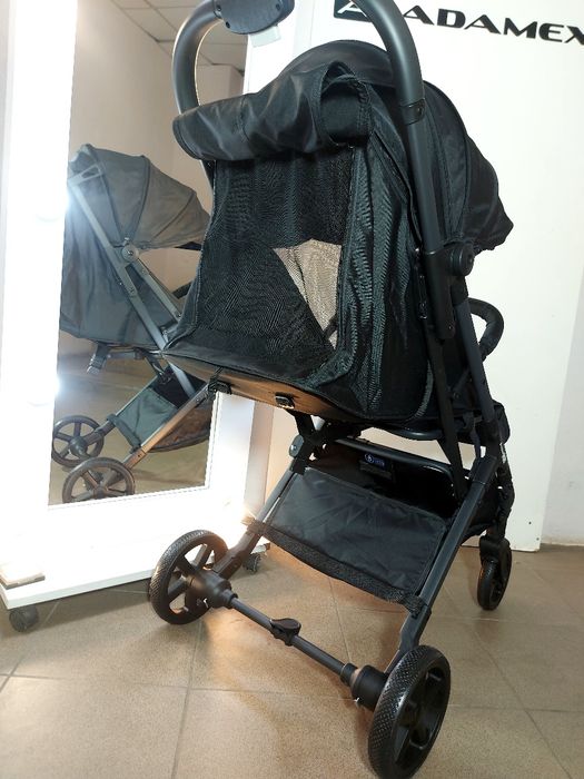 Коляска прогулянкова FreeON TEO всього  7кг ШОУРУМ