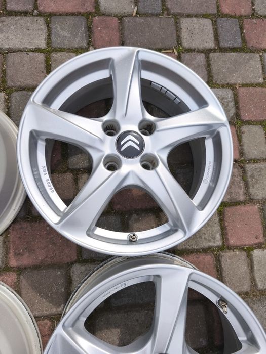 Felgi aluminiowe 16 Citroen C3 C4 C5 Picasso Berlingo 4x108