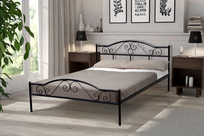 Кровать двуспальная