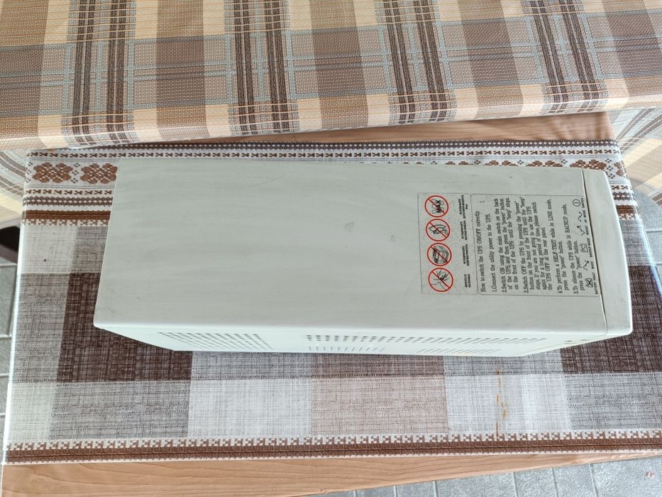 Потужний Line-interactive ДБЖ Powercom KIN-1000AP, 1000VA, 600W Вхідн