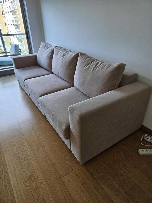 Sofá de 3 lugares novo