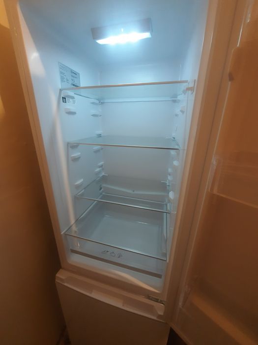 Lodowka Indesit nowa