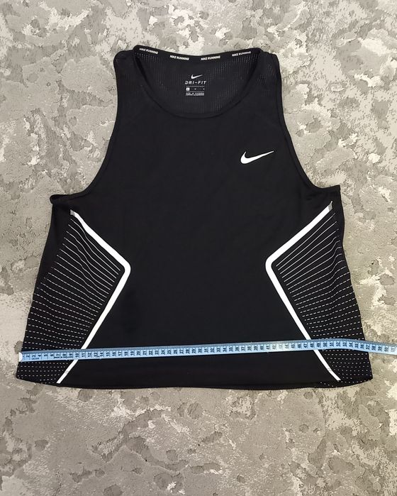 Майка Nike dri fit размер L.