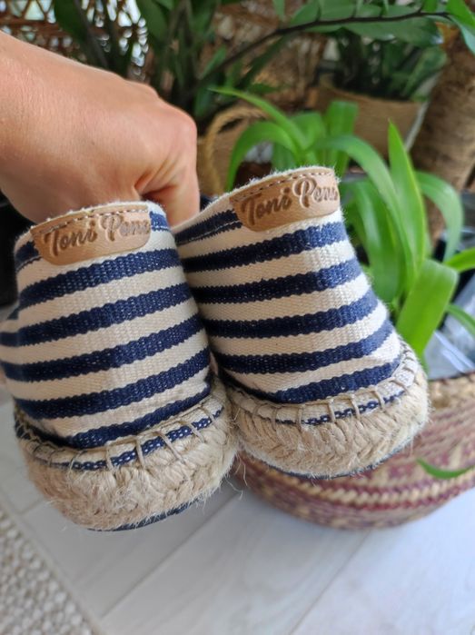 Nowe espadryle Toni Pons 41 paski marynarskie białe granatowe wygodne