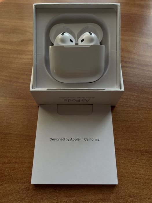Apple AirPods 4 ANC     Oryginalne