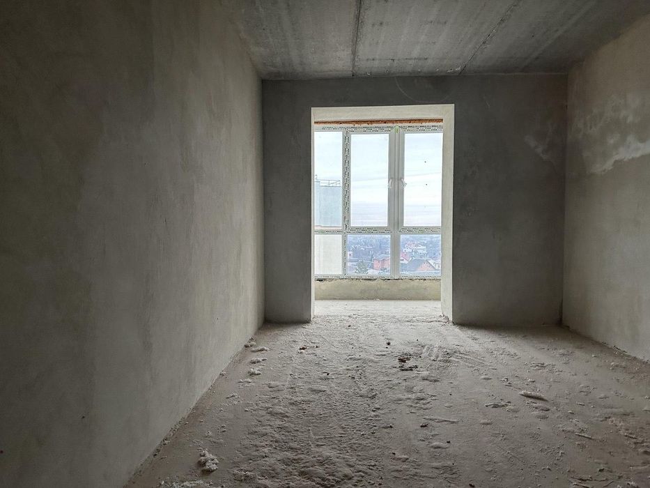 Панорамна квартира біля річки , 700 $/м² . Перша лінія від ріки