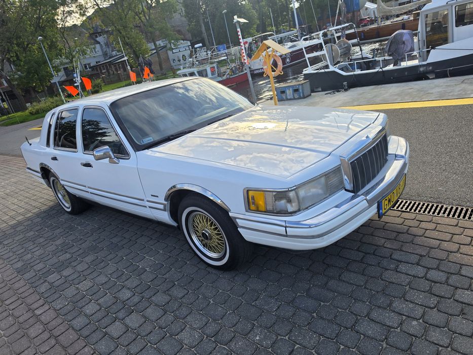 Lincoln Town Car