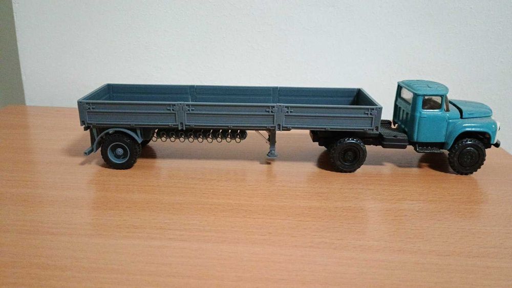 Масштабная модель 1/43 полуприцеп одаз 93571
