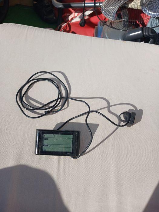 Visor LCD SW900 para Bicicleta Elétrica com Comandos e Cabos