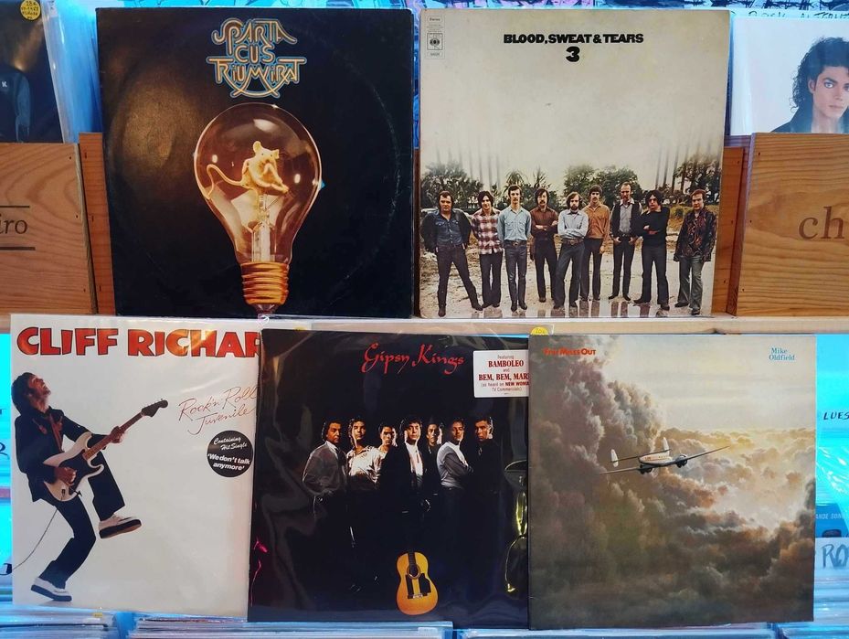 Vinil , Heroes Del Silencio Ramones Doors Gift T.Trent D`Arby T.Dream