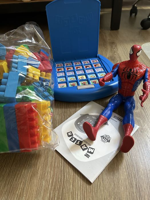 Gra Psi patrol plus figurka i klocki