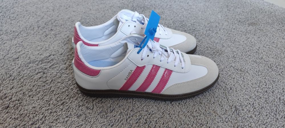 Adidasy, buty sportowe