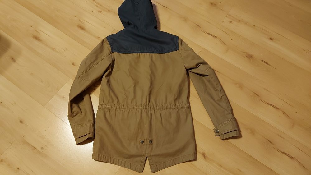 Kurtka chłopięca Pull&Bear
