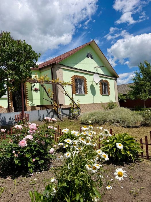 Продаж будинку с.Самчики Хмельницька обл.