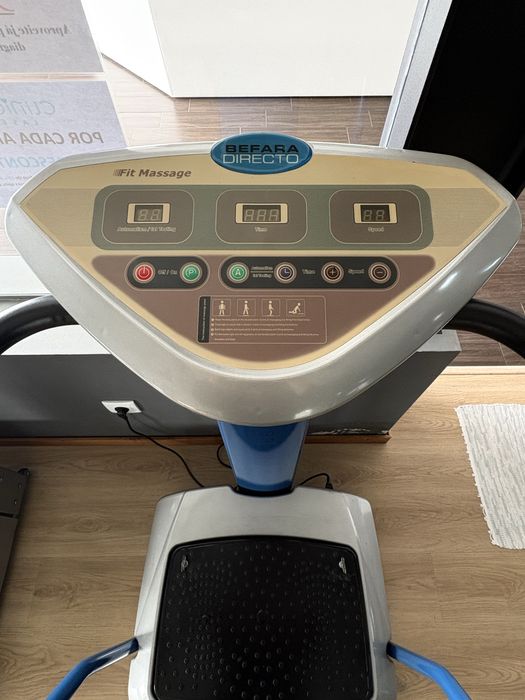 Vibrating platform in excellent condition450518352408104961