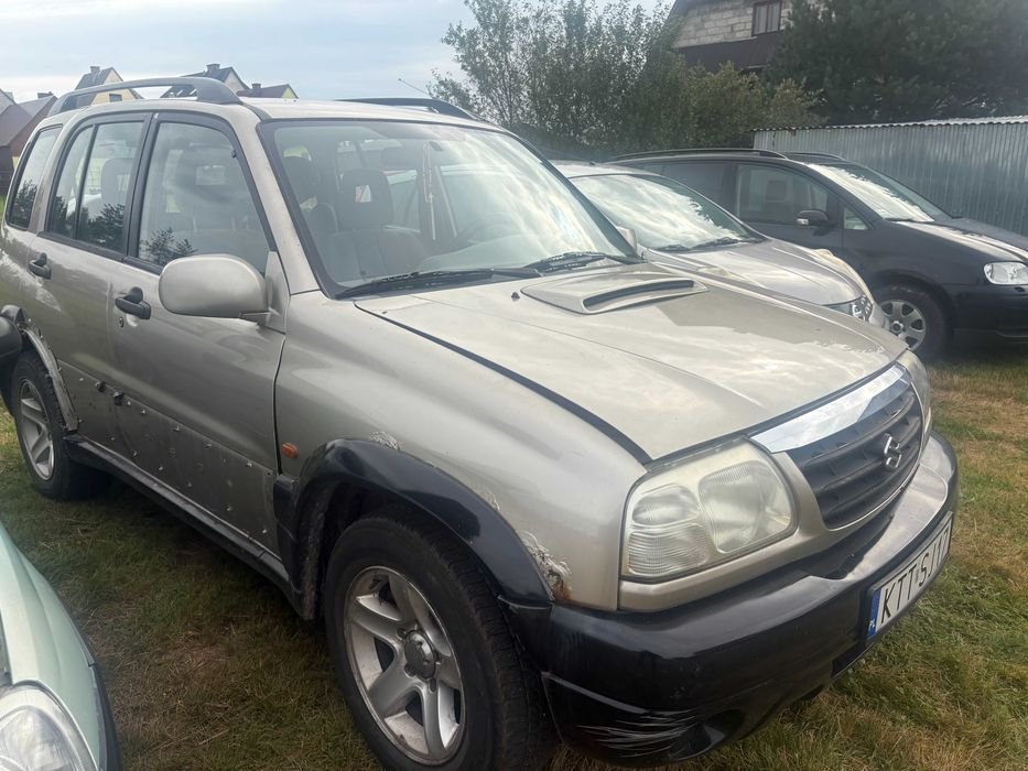 Sprzedam na części Suzuki Grand Vitare