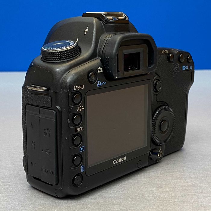 Canon EOS 5D Mark II (Corpo) - 21.1MP
