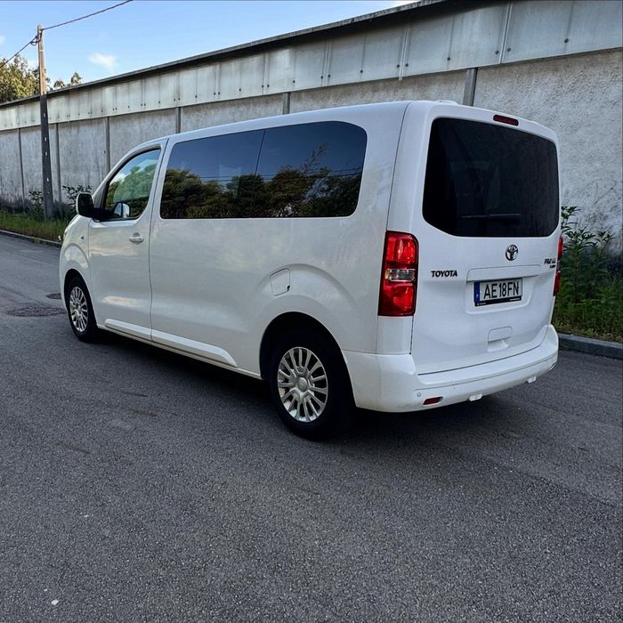 Toyota proace versus 9 lug