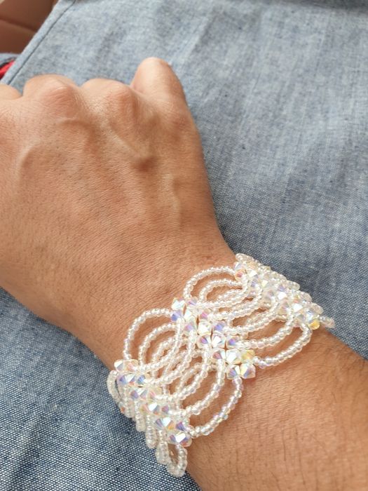 Pulseira feita de cristais Swarovski (2AB)