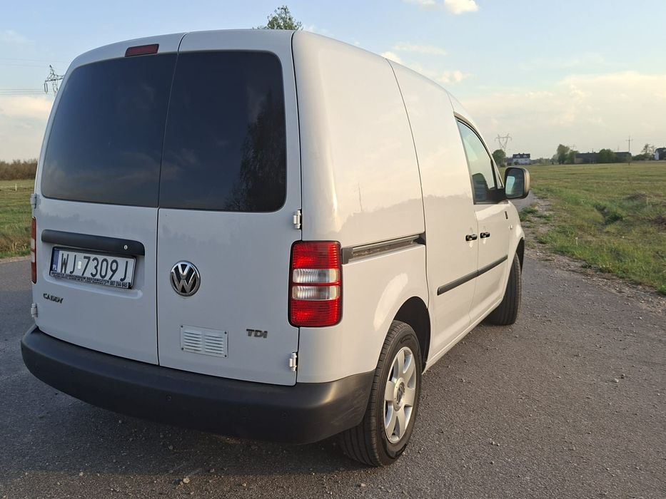 Volkswagen Caddy 1.6 tdi.