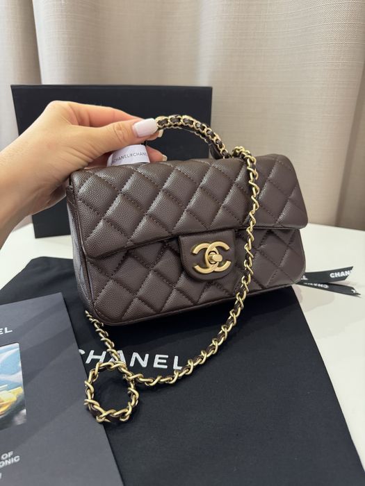 Сумка Chanel Шанель класична шкіряна на ланцюжку шоколадна коричнева біла вечірня міні сумочка на цепочке
