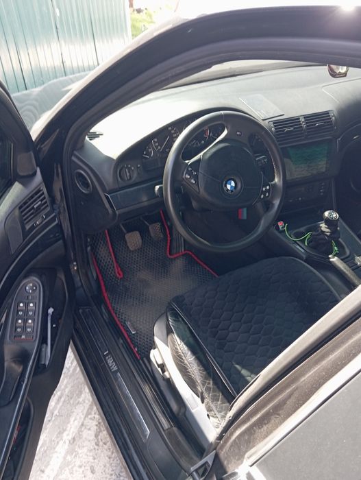Продам бмв е39 м52б28
