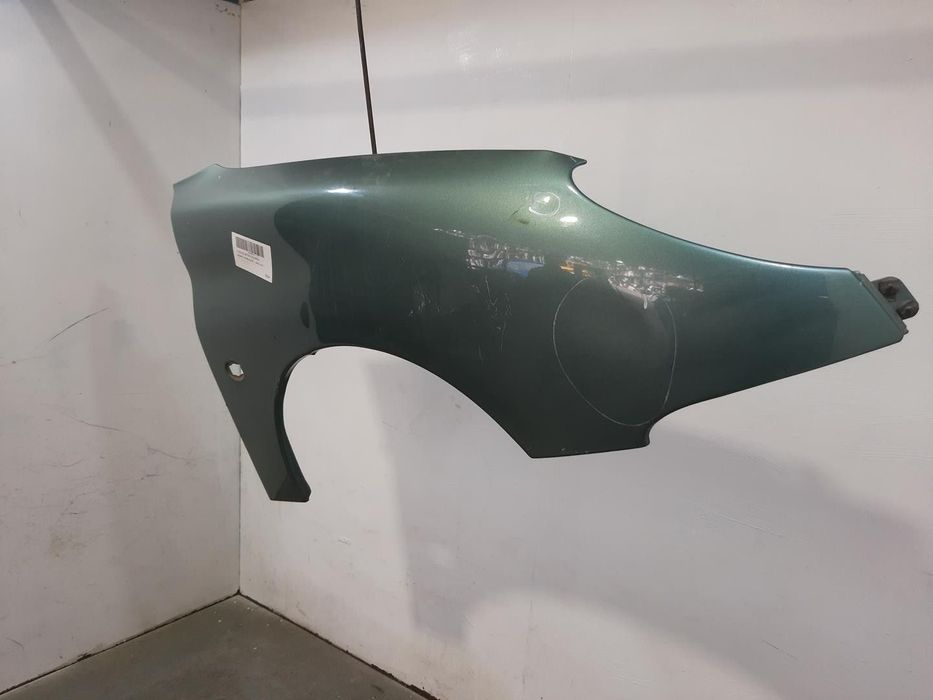 GUARDA-LAMAS FRONTAL ESQUERDO PEUGEOT 206 FASTBACK 2002