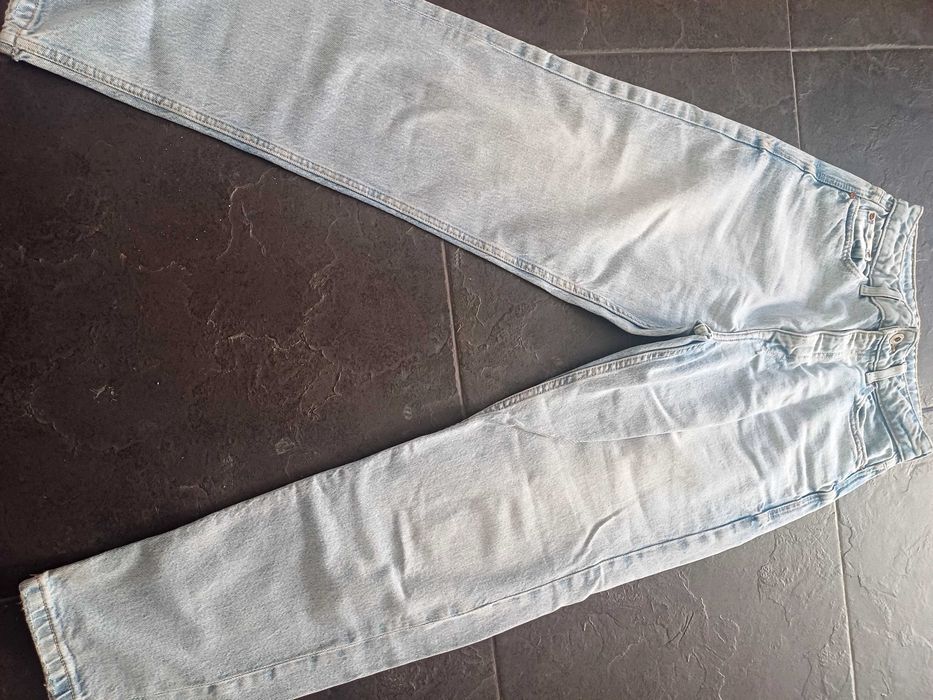 Calças de ganga mom fit "zara"